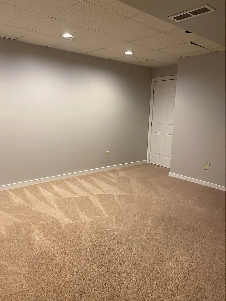 2 bed, $1,200 — Photo 4