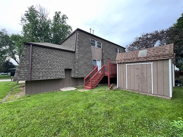 1637 Sheffield Dr — Photo 18