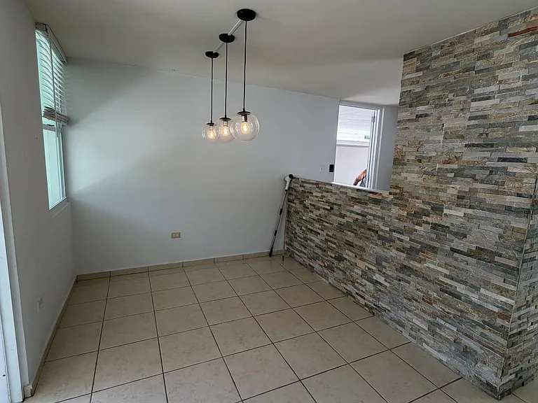 249 Urb El Pedregal Calle Basalto — Photo 5