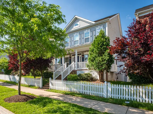 12032 Grey Squirrel St, Clarksburg, MD 20871