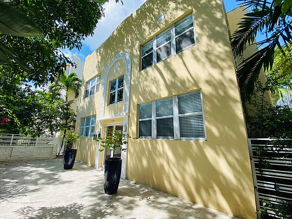 2nd image of 1552 Drexel Ave #103
