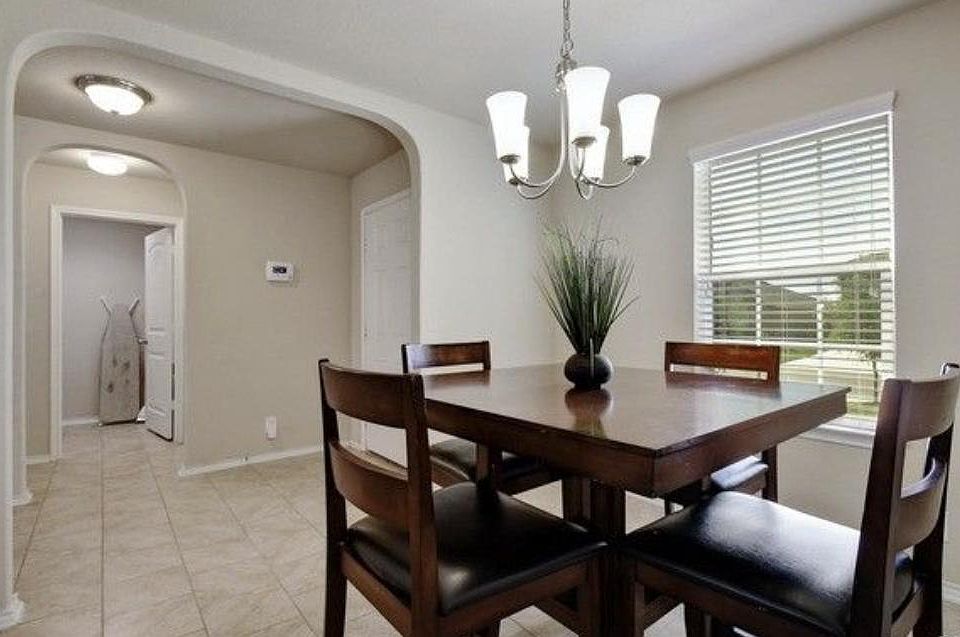 1st image of 2830 Sunset Bnd
