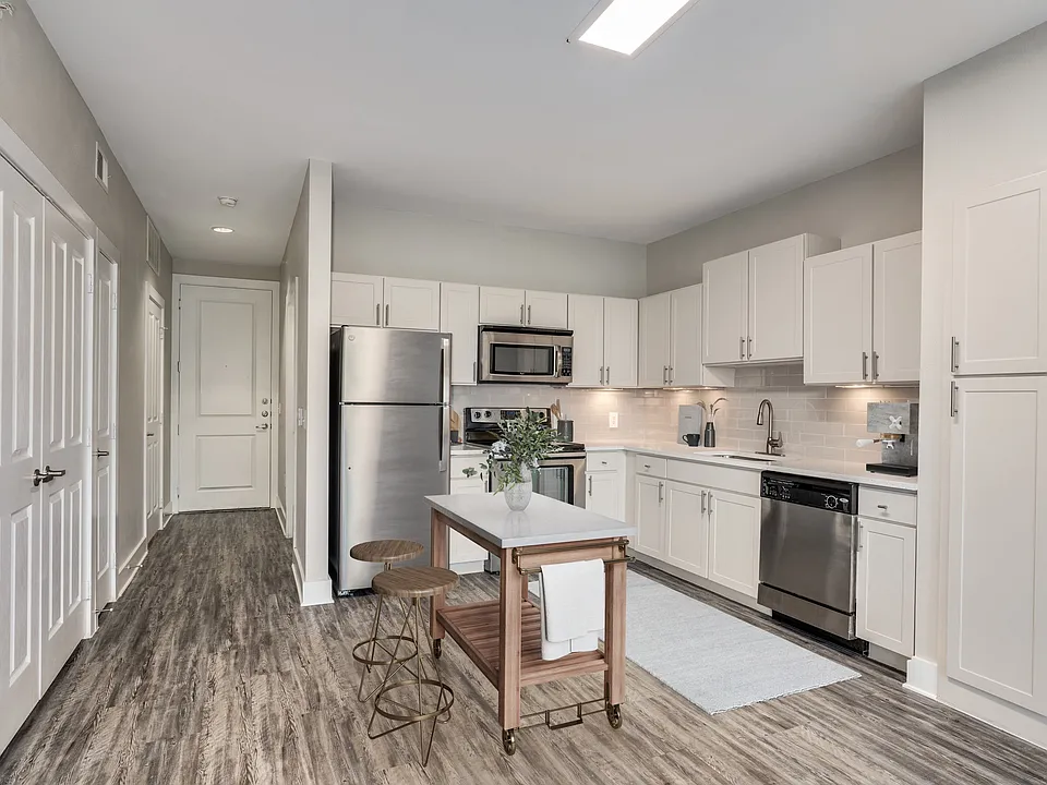 Updated Kitchen and Dining