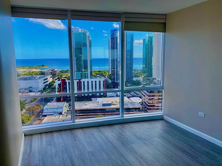 1296 Kapiolani Blvd — Photo 1