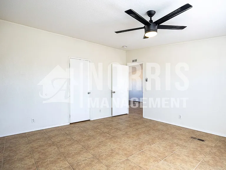 9960 S Niehaus Rd — Photo 28