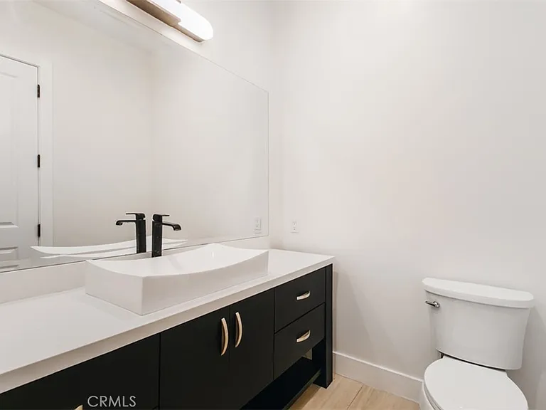 5017 Hesperia Ave — Photo 19