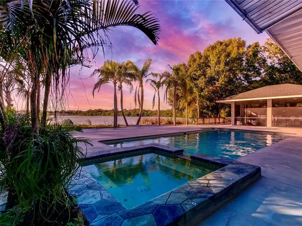 732 N HIGHLAND AVENUE, TARPON SPRINGS, FL 34688
