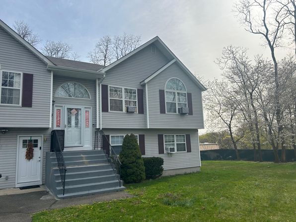 1 Woodmere Pl