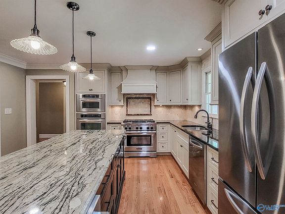 2nd image of 721 Mira Vista Dr SE
