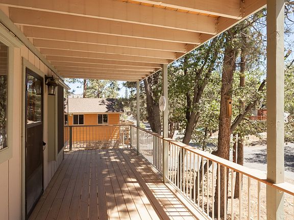 5th image of 204 Vista Ln