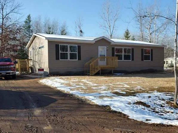 403 Sullivan Ave S, Hinckley, MN 55037