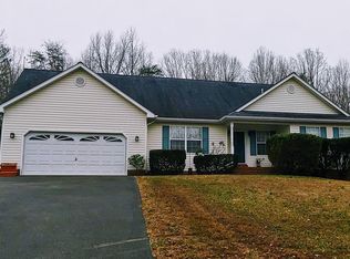 16115 Mystic Pl, Hughesville, MD 20637
