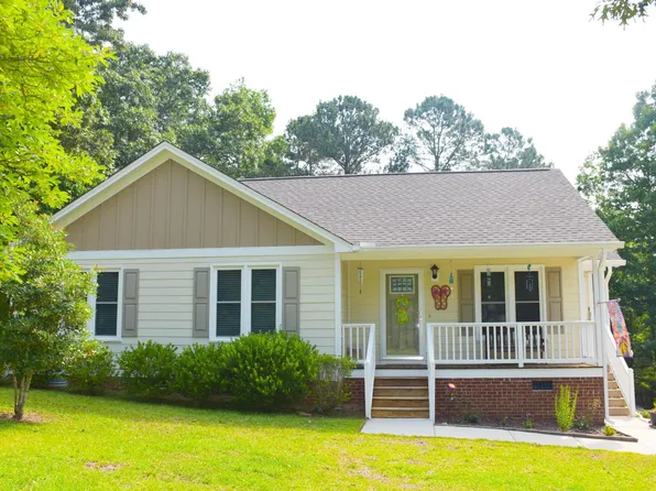 152 Creekstone Dr, Benson, NC 27504