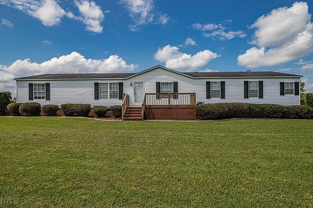 1864 NAHUNTA Road, Pikeville, NC 27863 Zillow