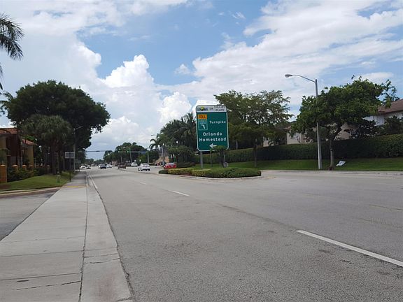 5th image of 7220 NW 114th Ave APT 109