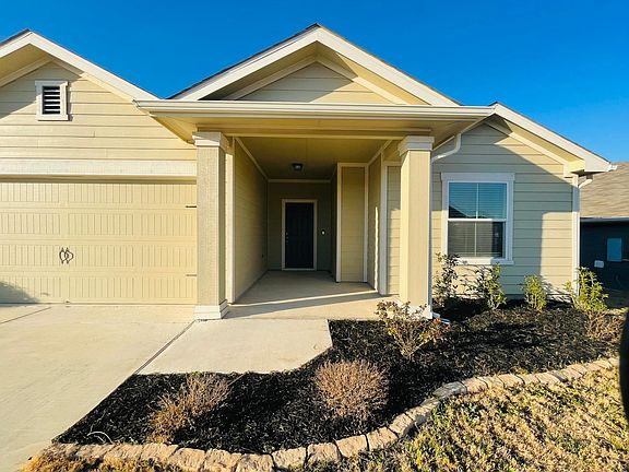 3rd image of 213 Garcitas Creek Ln