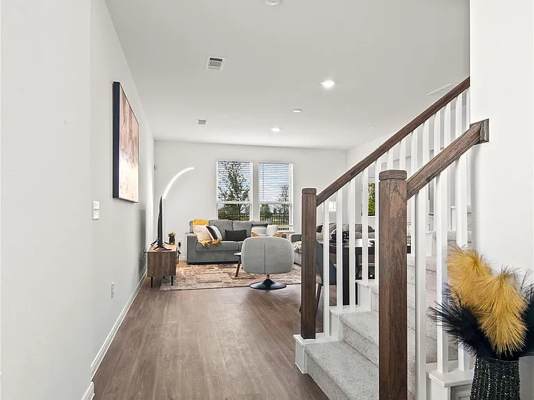 1001 Caramel Shores Dr — Photo 10