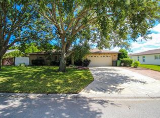 2807 67th St W, Bradenton, FL 34209