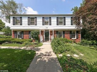 109 Carriage Way Dr, Burr Ridge, IL 60527