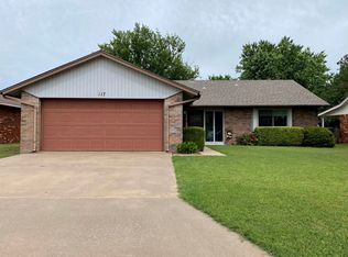 117 S Texoma Dr, Enid, OK 73703