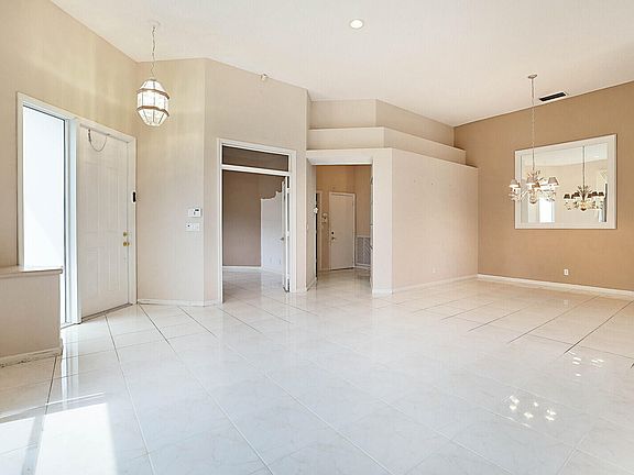 5th image of 7761 Carrington Court