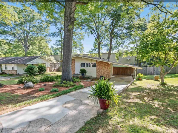 545 Edgecrest Dr, Birmingham, AL 35209