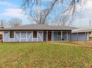 304 14th Ave N, Greenwood, MO 64034