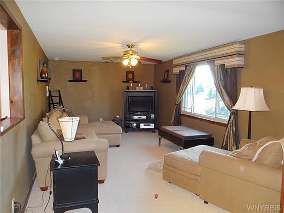 5th image of 15 Davidson Dr