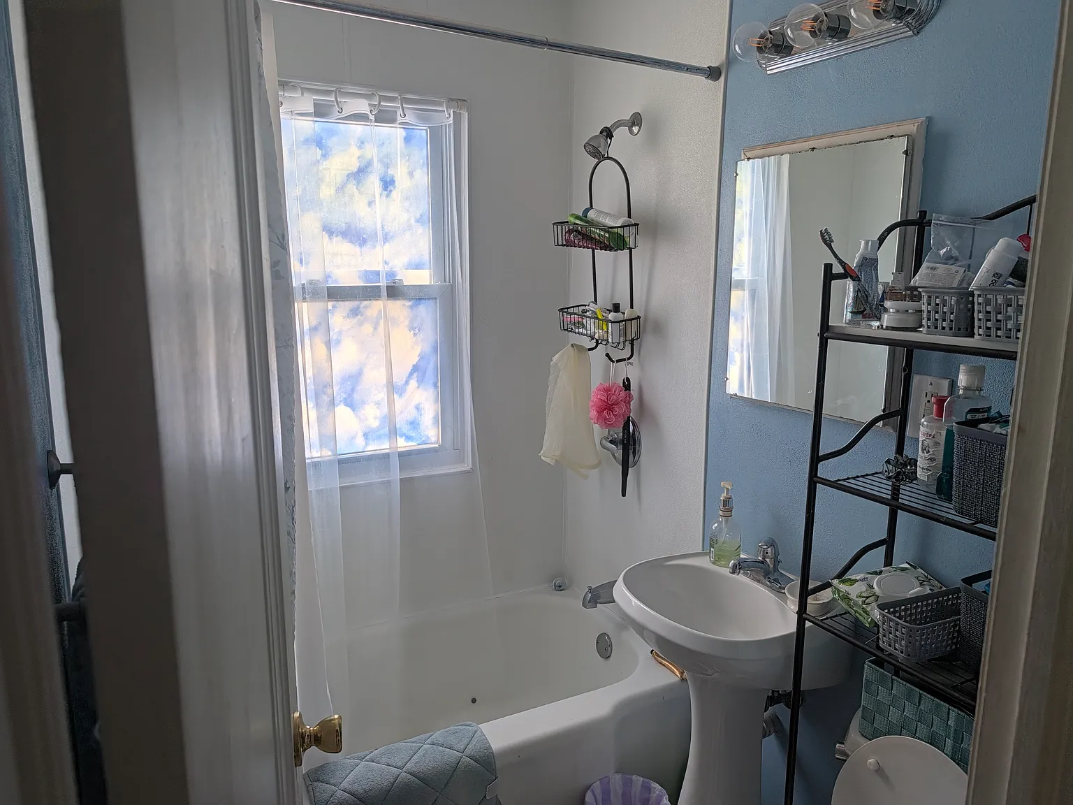 2 bed, 850 sqft, $1,100 — Photo 4
