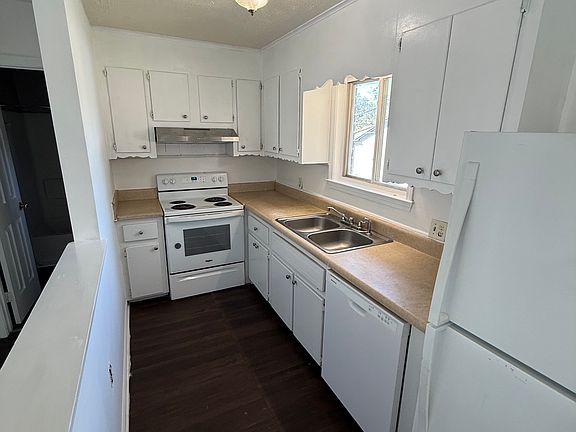 5th image of 110 Johnson St #15