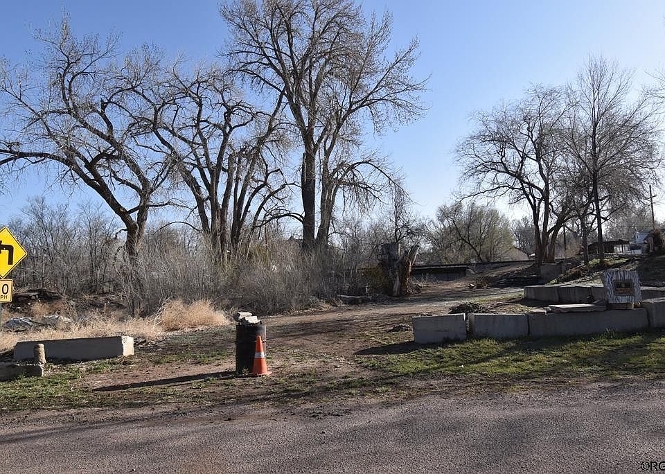 1st image of 58 1st St