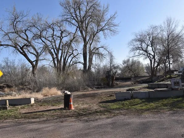 58 1st St, Florence, CO 81226