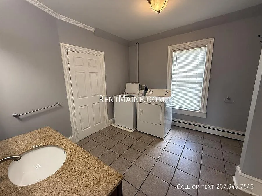 2 bed, 1.5 bath, $1,850 — Photo 3