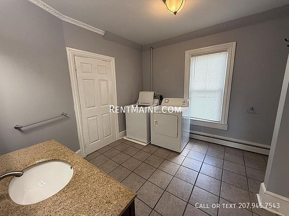3rd image of 23 Dillingham St #1