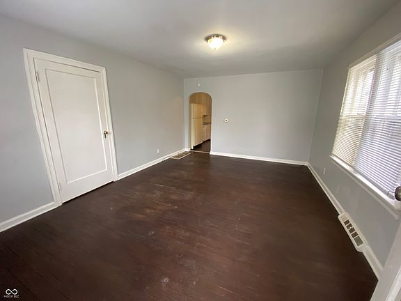 2nd image of 1308 N Chester Ave