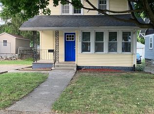 222 N Francis Ave, Lansing, MI 48912