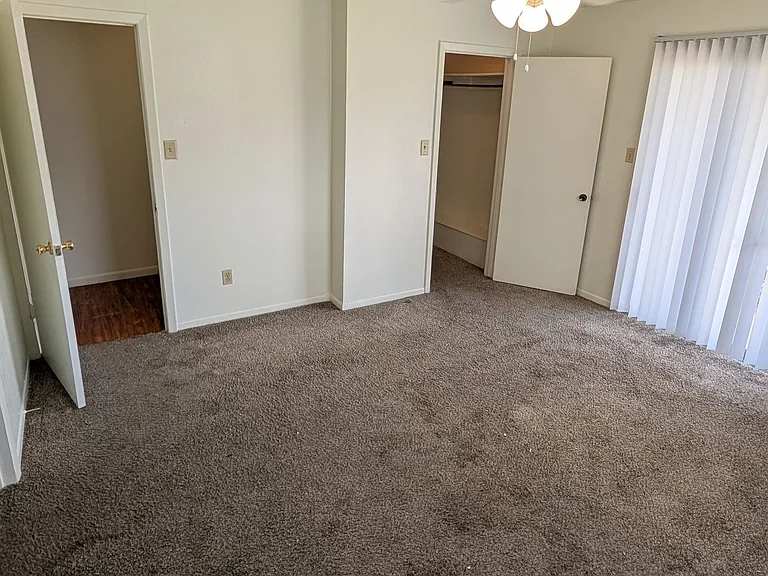 705 & 707 Allen St — Photo 21
