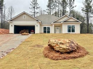 939 Eagle Heights Dr, Maysville, GA 30558