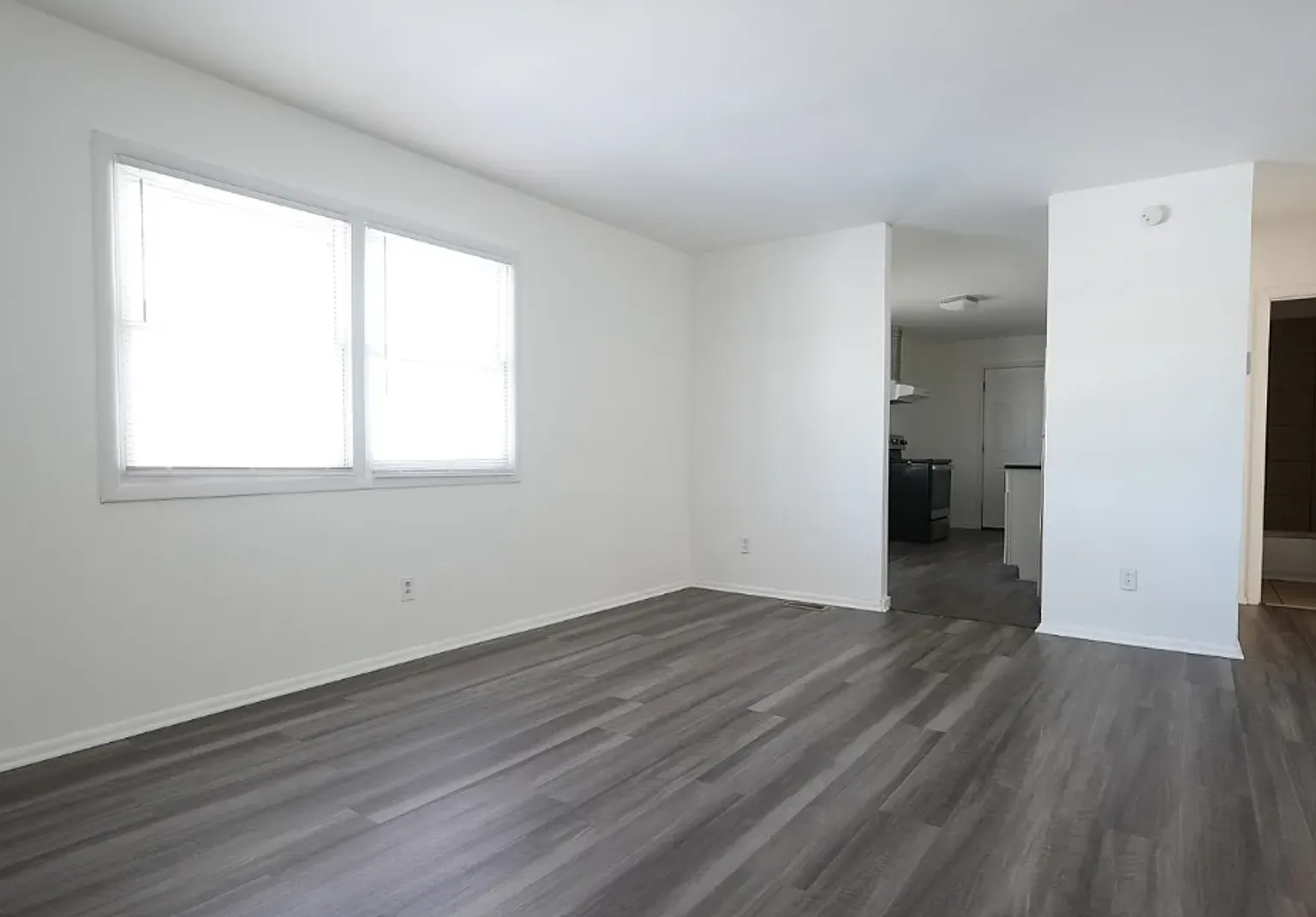Coming Soon! 3 BR/1BA | Renovated Single Family Home | Private Parking | Washer/Dryer Included! — Photo 2