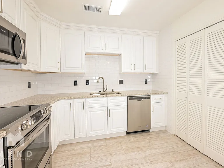 305A Franklin Rd NE #A — Photo 6