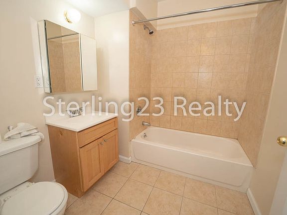5th image of 26-27 2nd St #4