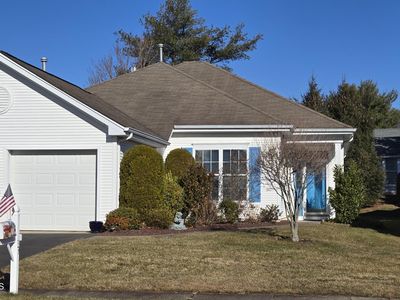 33 Greenways Lane, Lakewood, NJ, 08701