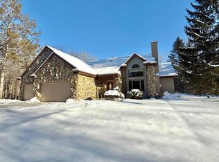 691 Mapleview Ct, Oneida, WI 54155