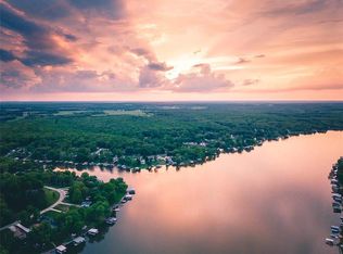 2041 Lakeshore Dr, Cuba, MO 65453