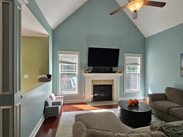305 Skipping Water Dr — Photo 20
