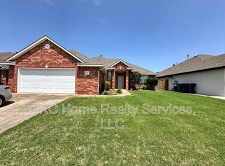 1045 SW 128th St, Oklahoma City, OK 73170
