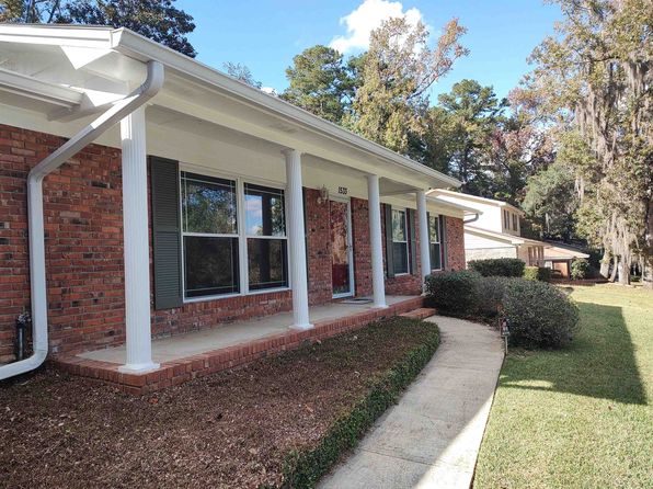 1533 Woodgate Way