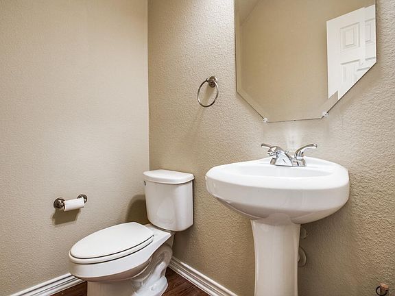 Downstairs half bath