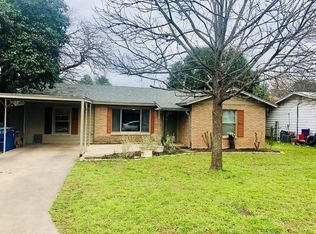 616 Milton St, Kerrville, TX 78028