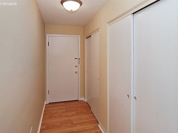 4th image of 1008 Washington Blvd APT 3